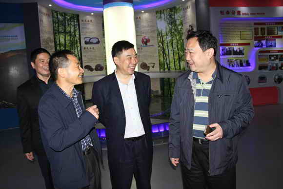 杭州亞運(yùn)會官方靈芝產(chǎn)品供應(yīng)商|杭州亞運(yùn)會官方供應(yīng)商|中國靈芝十大品牌|仙客來靈芝|仙客來靈芝破壁孢子粉|仙客來孢子油|仙客來靈芝飲片|仙客來破壁孢子粉|靈芝孢子油|孢子粉|靈芝破壁孢子粉|靈芝|中華老字號