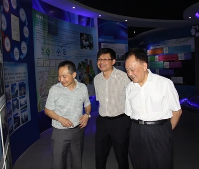 江西省農(nóng)業(yè)廳原常務(wù)副廳長(zhǎng)劉極燦蒞臨仙客來公司視察