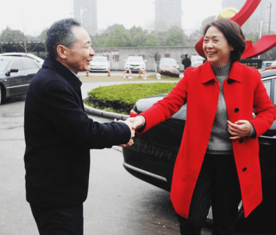 市委常委、統(tǒng)戰(zhàn)部長(zhǎng)廖奇志一行人走訪仙客來生物科技有限公司