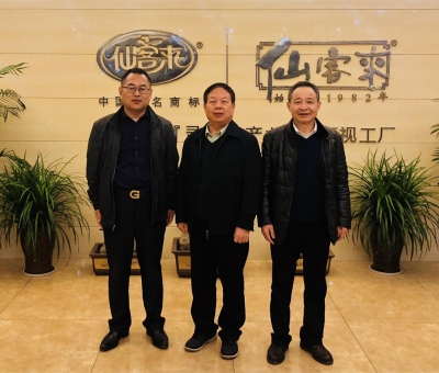 全國模范教師、國防科技大學潘存云教授一行到訪仙客來公司