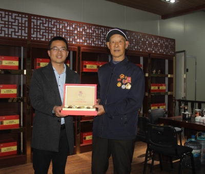 仙客來黨支部成功舉辦“追憶戰(zhàn)火歲月 致敬抗戰(zhàn)老兵”主題教育活動(dòng)