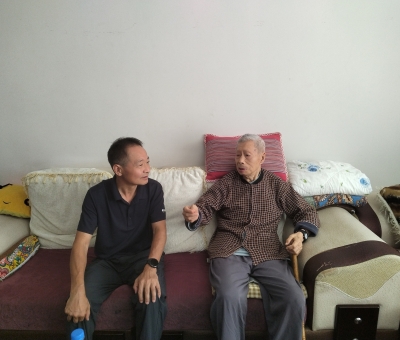 致敬英雄！潘新華一行中秋走訪慰問抗戰(zhàn)英雄張大燕